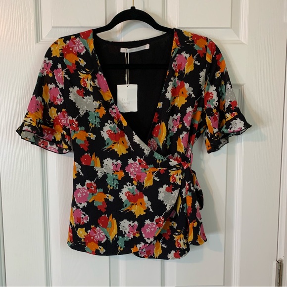 NWT Zara Trafaluc Floral Print Wrap Blouse with Tie Waist, size S - Picture 9 of 9